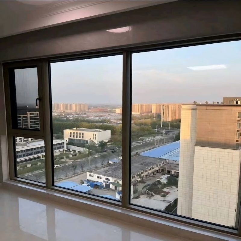 현대적인 디자인 핸드 크랭크 알루미늄 캐시먼트 창문 R형 충돌 방지 코너